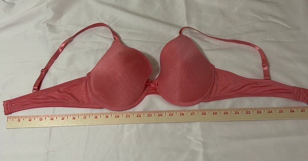 Secret Treasures Intimates Pink T-Shirt Bra 38C Lined Padded Underwired